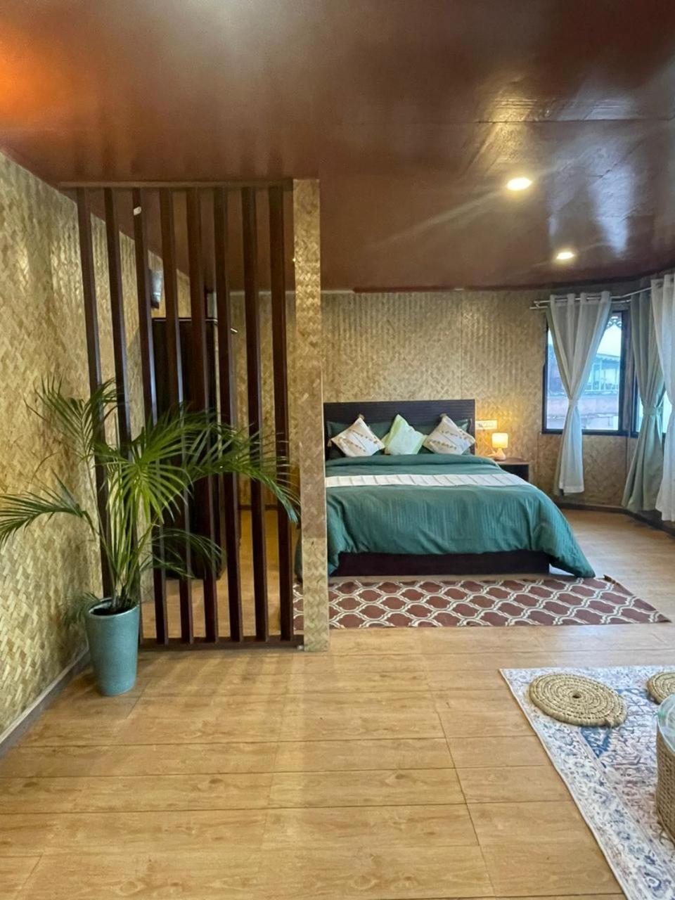 Monratino Himadrie -2 Mins Walk From Mall Road - All Rooms Have Kanchenjunga Mountain View Darjeeling  Exterior photo