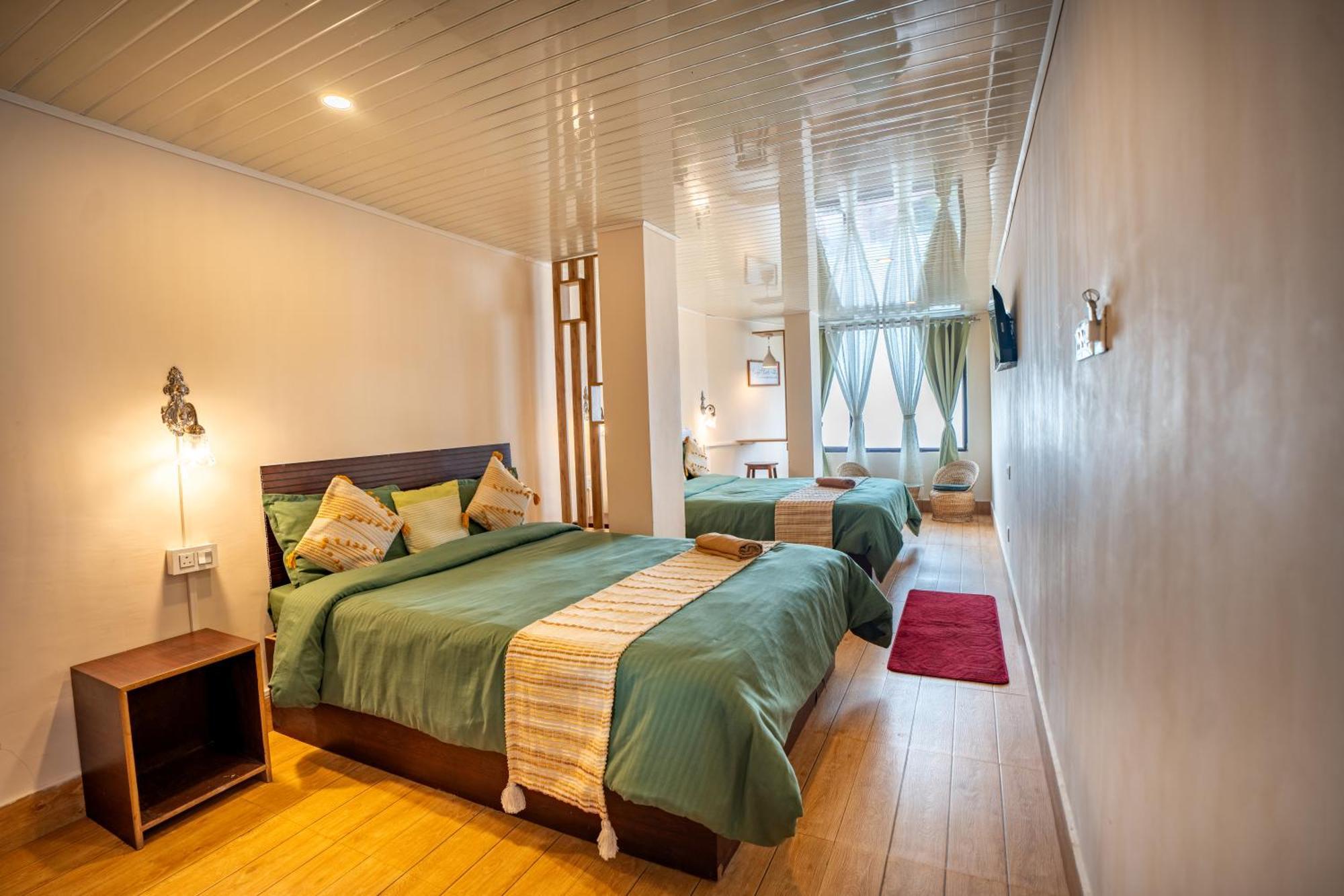 Monratino Himadrie -2 Mins Walk From Mall Road - All Rooms Have Kanchenjunga Mountain View Darjeeling  Exterior photo