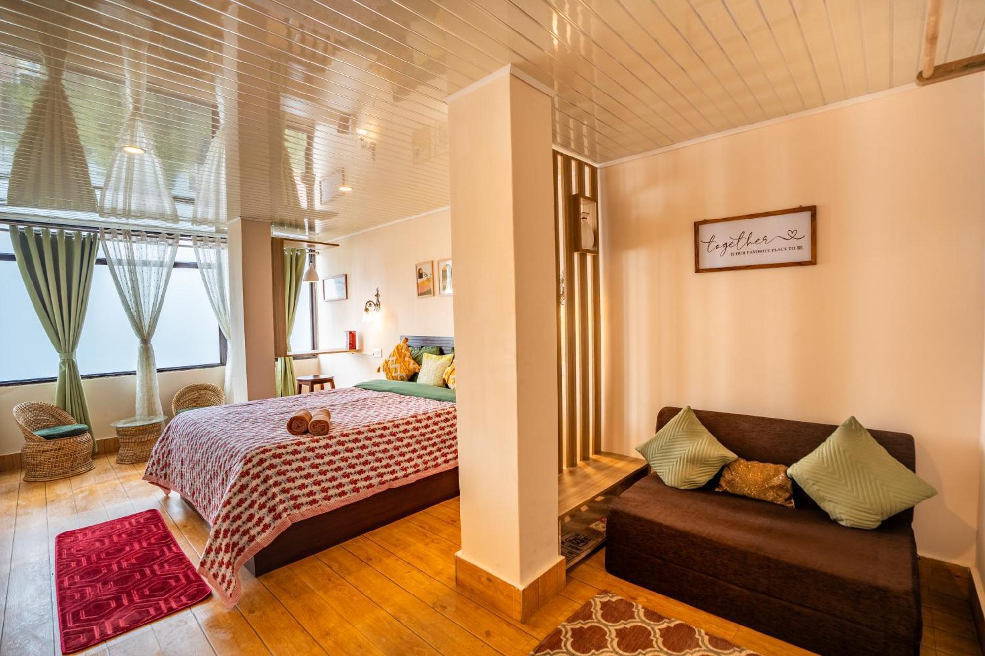 Monratino Himadrie -2 Mins Walk From Mall Road - All Rooms Have Kanchenjunga Mountain View Darjeeling  Exterior photo